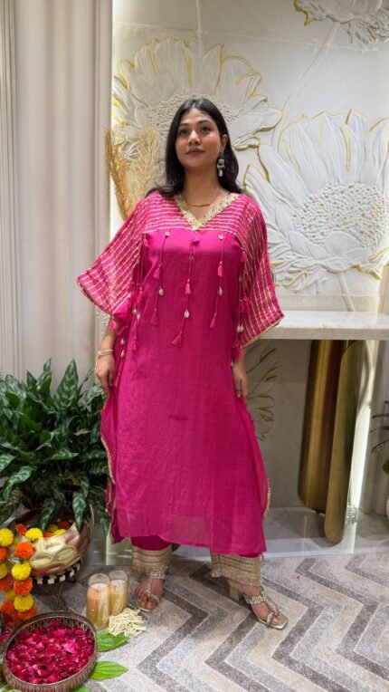 Pink Mul Chanderi Embellished Kaftan-Style Kurta Set – CV401